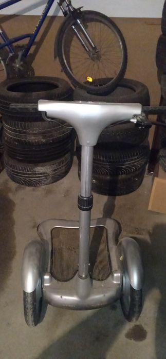 Сігвей гіроскутер.