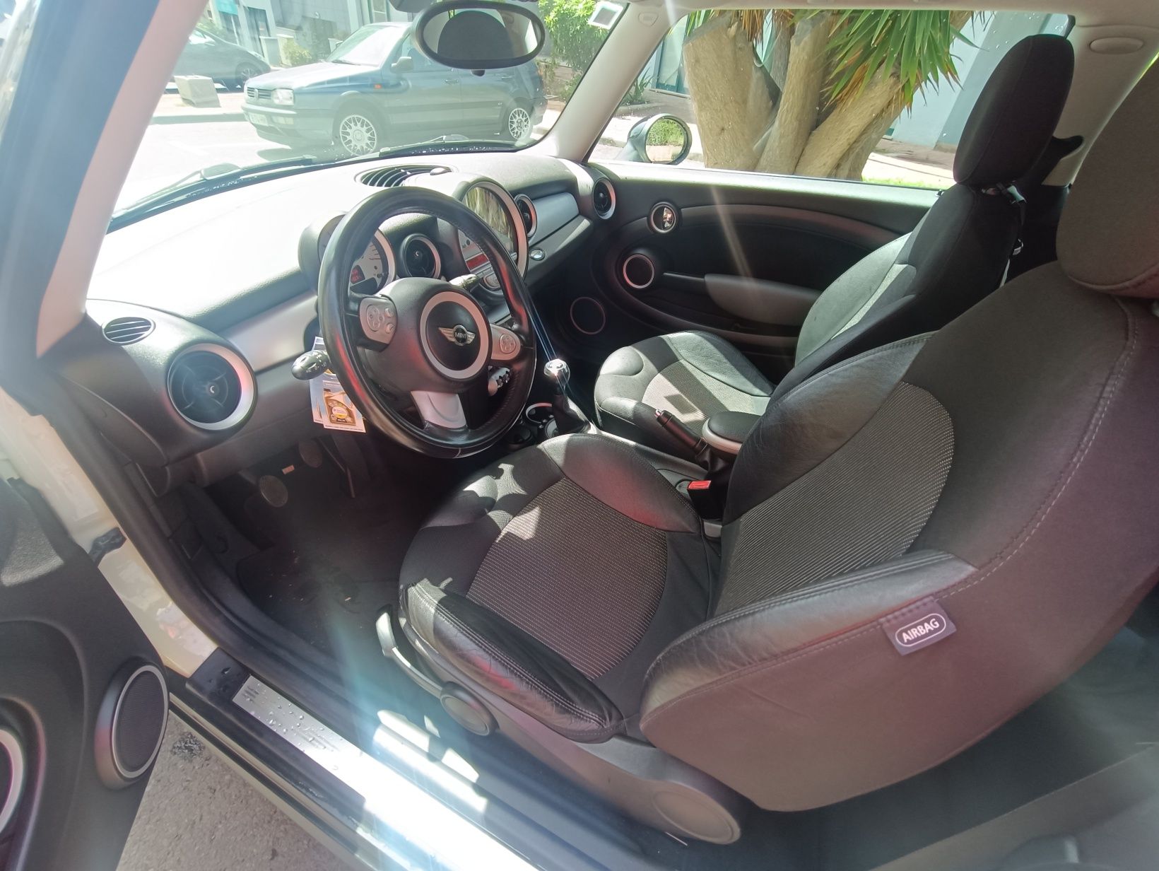 Mini Cooper 1,6D