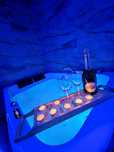 Apartament w centrum z jacuzzi , prywatny parking,  klimatyzacja 1