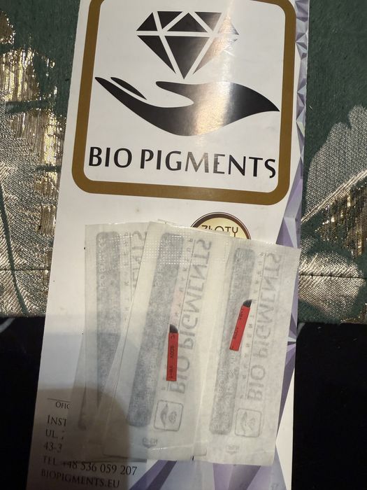 Igły do makijażu pernamentnego metoda piórkowa