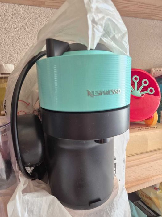 Maquina de café Nespresso Vertuo Pop
