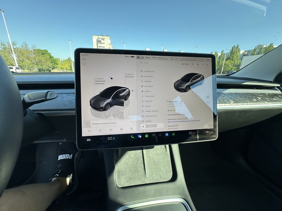 Продам Tesla model 3