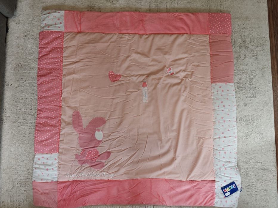 Kołderka, mata do zabawy dla dziewczynki 115 cm na 115 cm