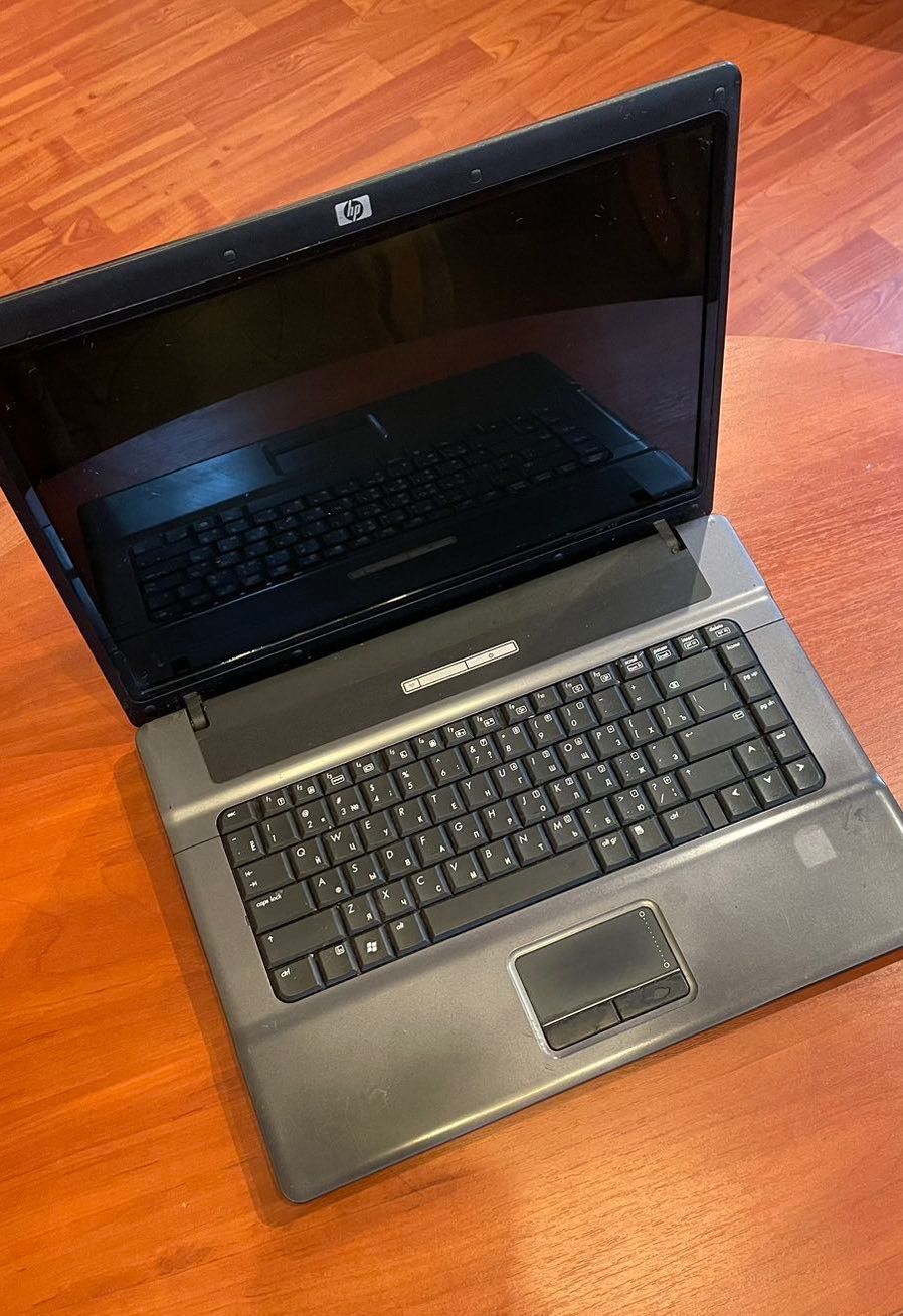 Ноутбук HP 550 (на запчастини)