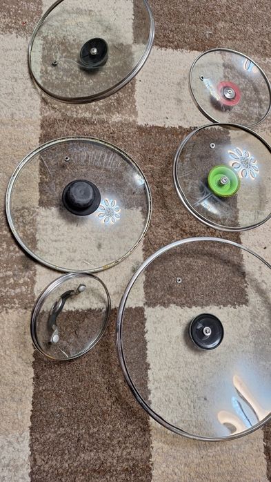 Кришки для пательні і каструлі