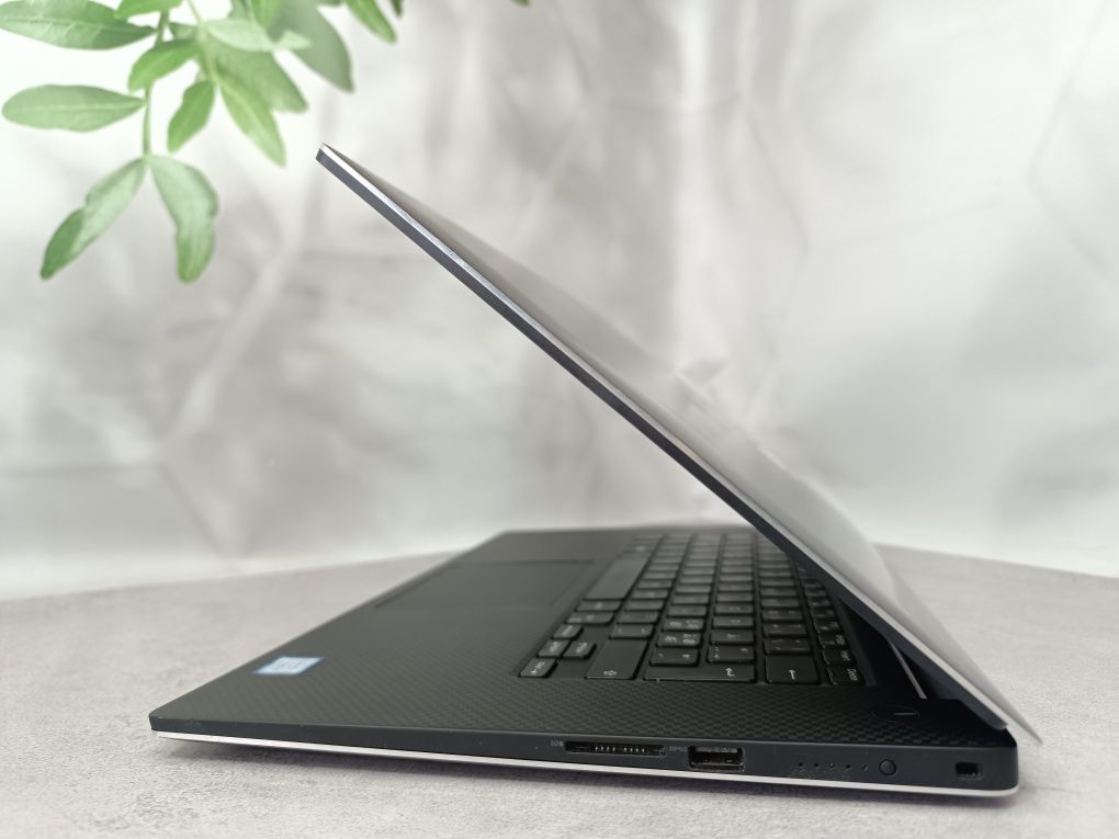 Quadro P2000 4GB/Ноутбук Dell Precision 5530/i9-8950HK/32/512/15.6"IPS