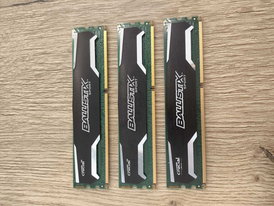 3 x pamięć RAM CRUCIAL Ballistix DDR3 4GB 1600MHz BLS4G3D1609DS1S00