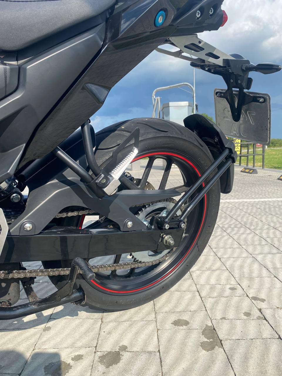 Обміняю мотоцикла lifan sr220  розгляну всі варіанти