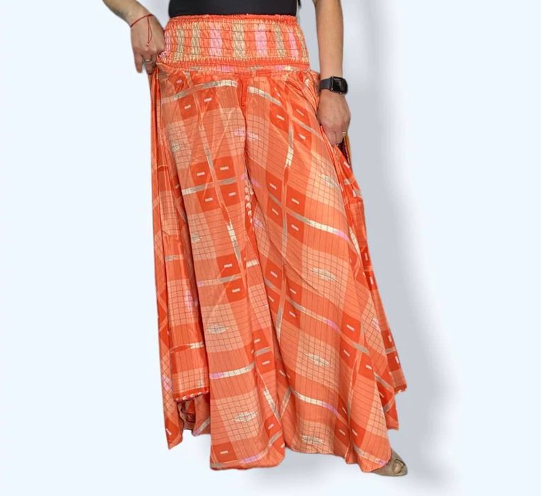 Calças pantalonas de seda indiana