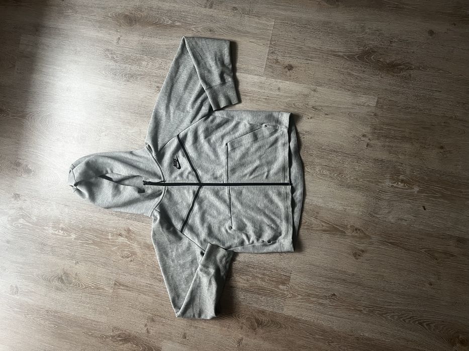 Nike tech szary damski