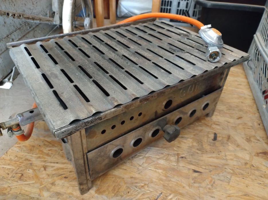 mini grill gazowy używany - sprawny