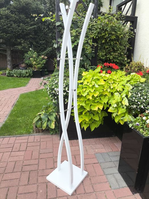 Wieszak stojący metalowy