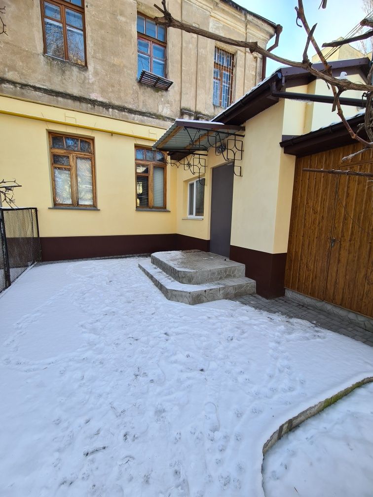 Продаю 2х комнатную квартиру  на Адмирала  Макарова