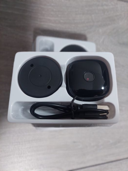 Kamerka Wi-Fi czarna mała kamerka