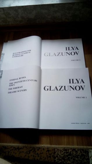 Двухтомное подарочное издание работ И.Глазунова 1992 года на англ. яз.