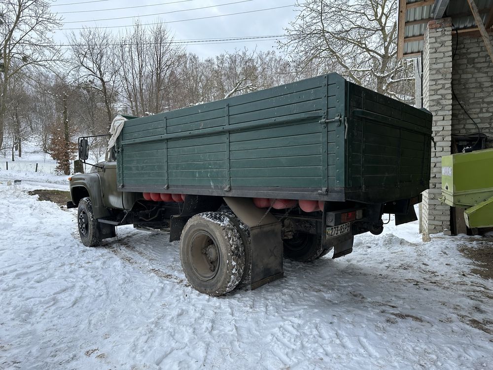 Зіл 130 в ідеальному технічному стані більш детальніше розповім по тел