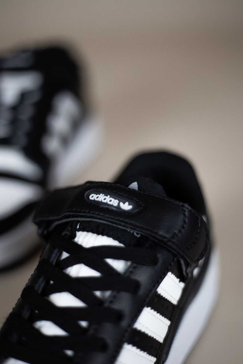 Жіночі кросівки Adidas Forum 84 Low Black White