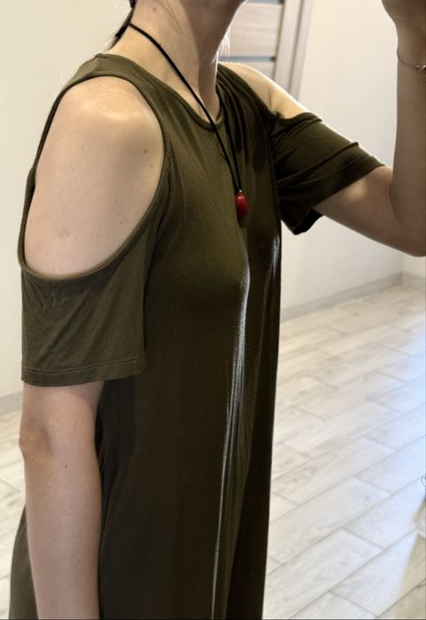 Сукня PULL&BEAR коротка, оливкового кольору