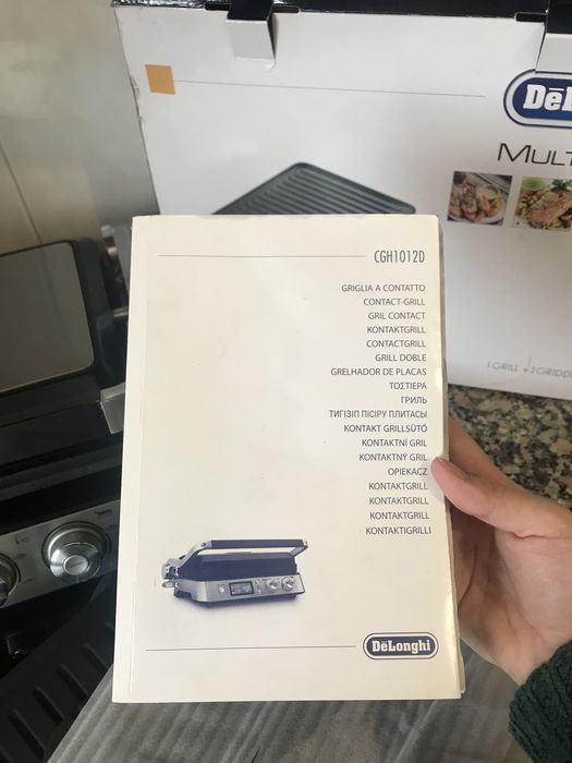 Grelhador Delonghi CGH1012D e placa de grill mais placa de gridle