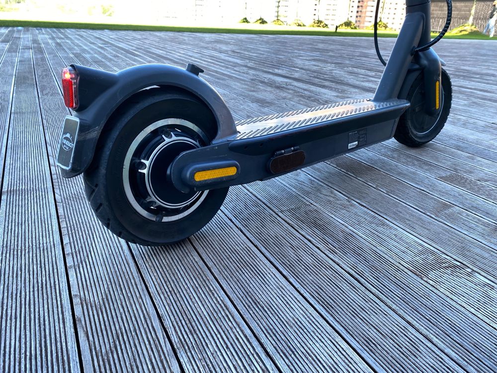 Ninebot Max G30 2WD ( повний привід)