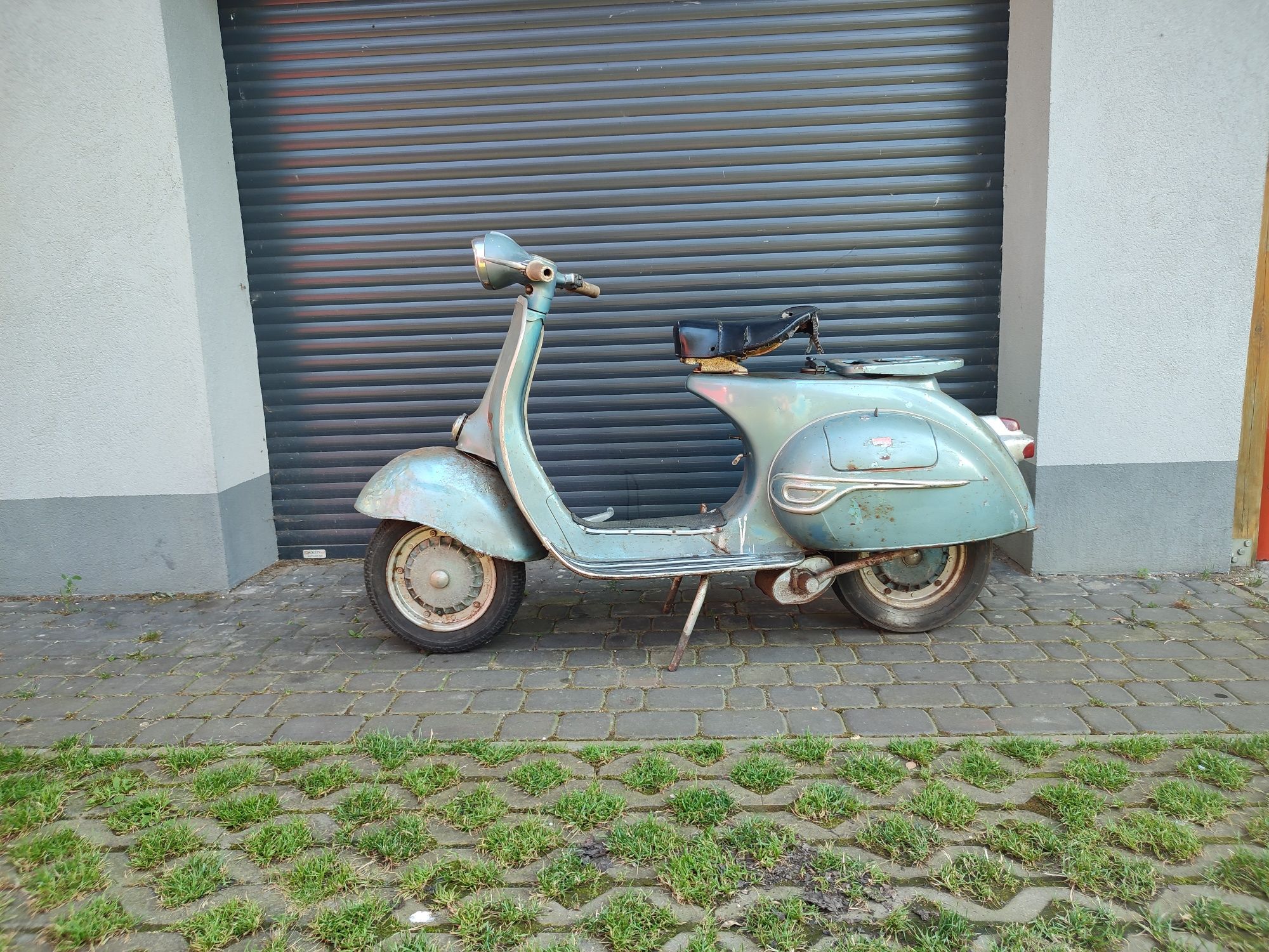 Piaggio Vespa VGLB1T nie Osa lambretta