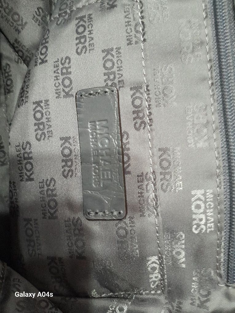 Mala Michael Kors Nova