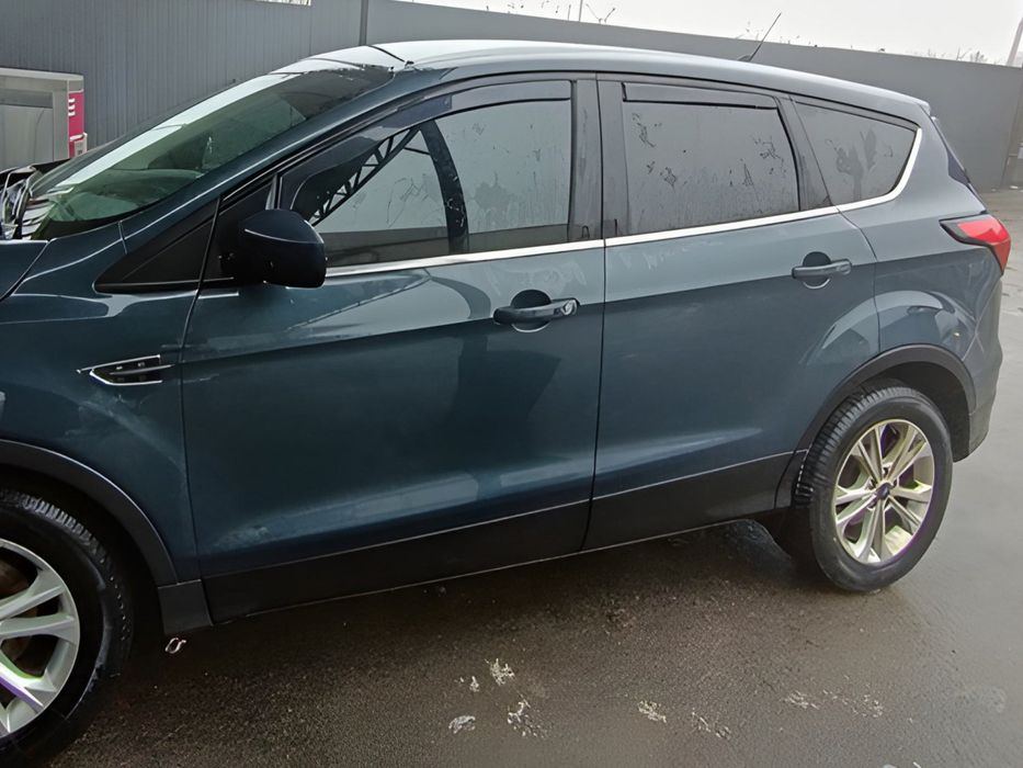 Ford Kuga/Escape 2013-2019 рр. Вітровики вставні Niken Luxury (4 шт)
