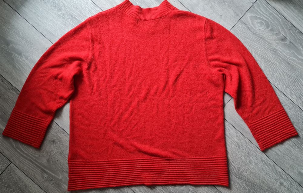 Czerwony sweter M&S