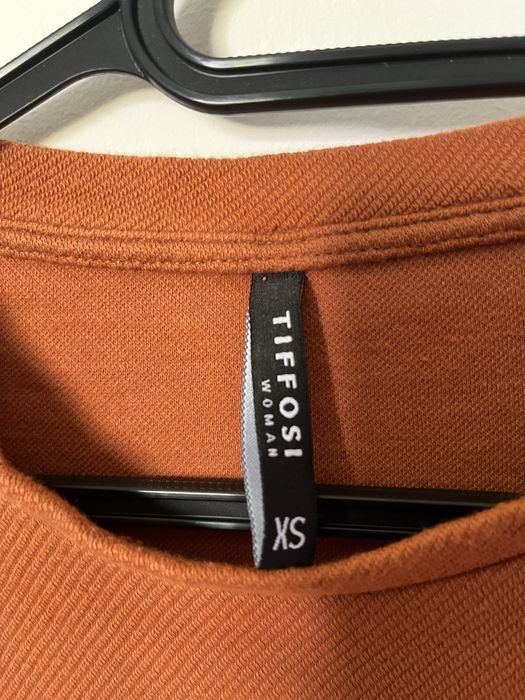 Camisola cor tijolo da tiffosi