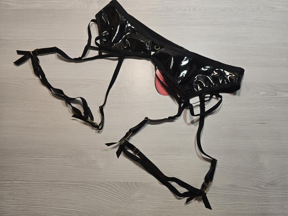 Пояс для панчох Hunkemoller і панчохи Hunkemoller S до Xl