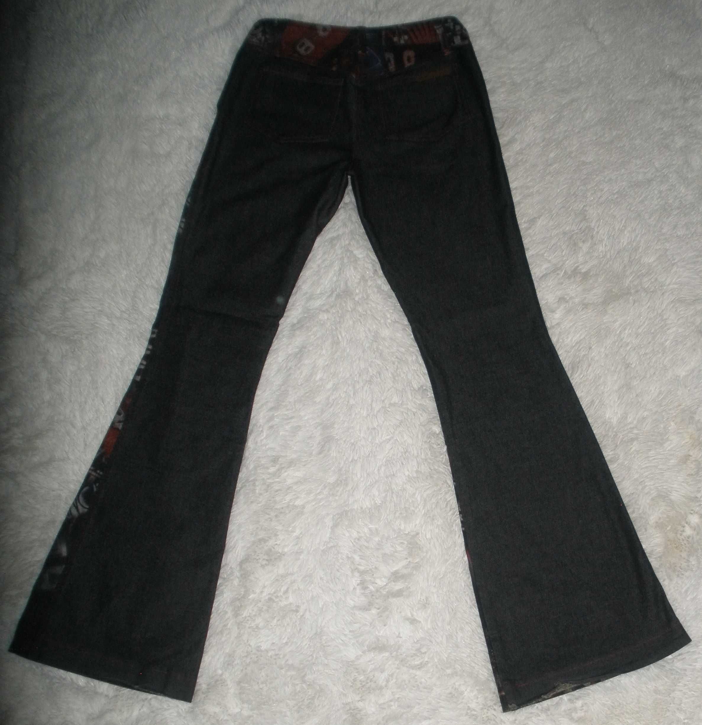 Spodnie dzwony damski jeans z nadrukami