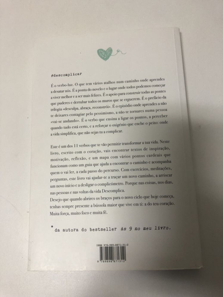 Livro “ Descomplica”