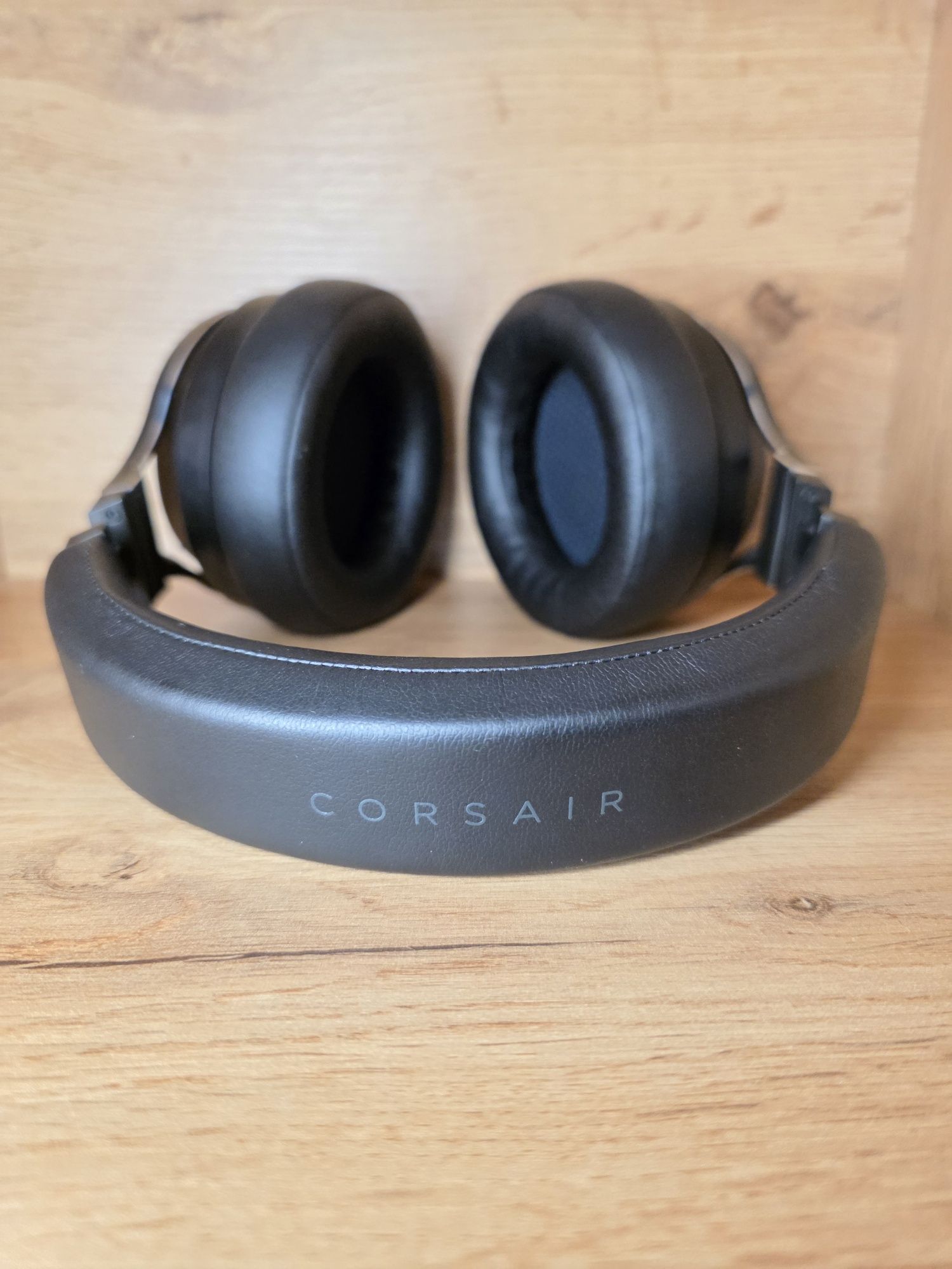 Навушники Corsair Virtuoso RGB Wireless XT