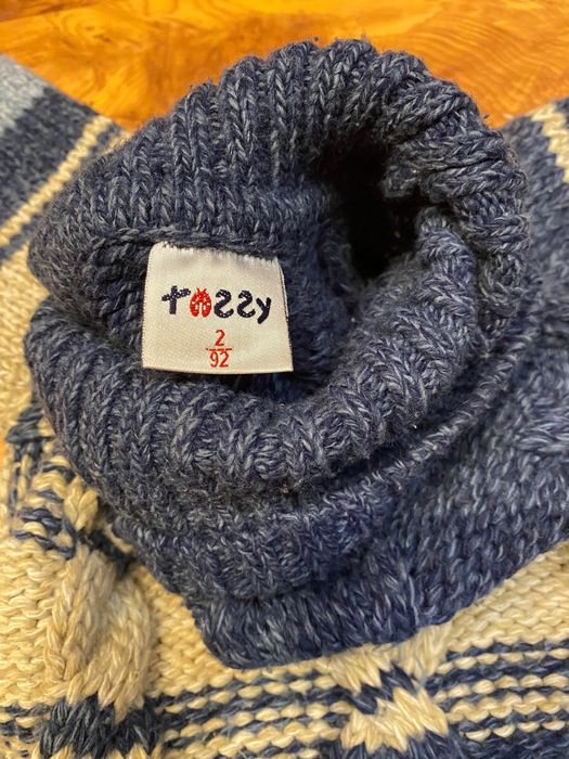 Продам свитер на мальчика в отличном состоянии 92 р турция