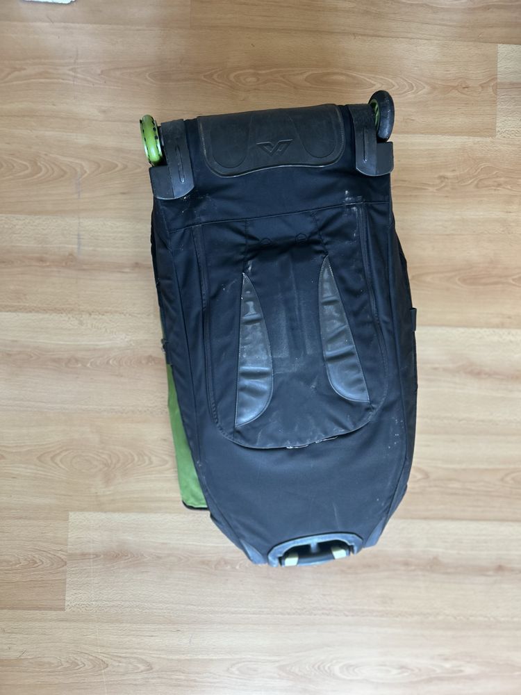 Mochila com rodas Kathmandu