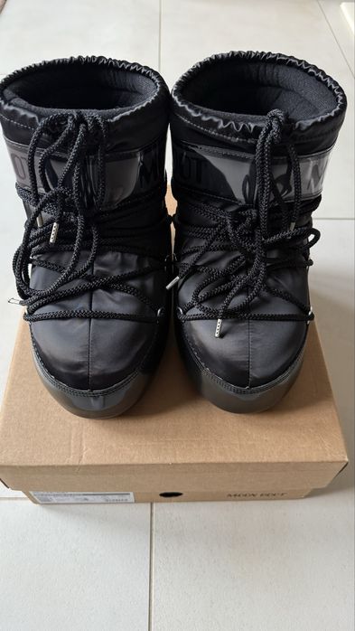 Нові оригінальні Moon Boot