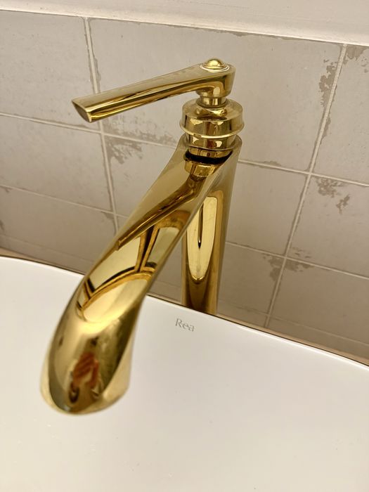 Zestaw łazienkowy z armaturą - jak nowy!