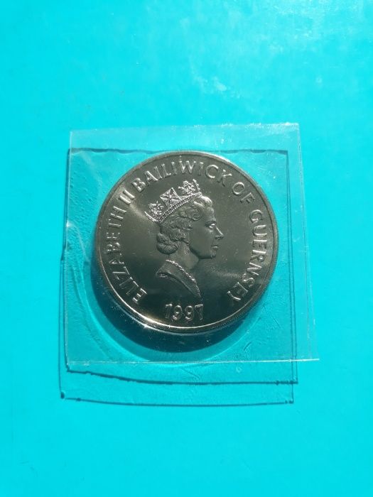 moneta 5 Funtów 1997 Elizabeth i Philip Guernsey (203)