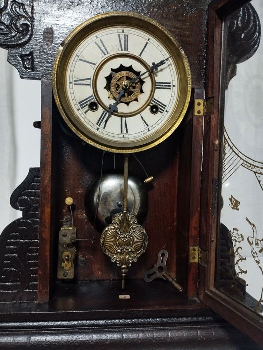 Relógio antigo Waterbury Clock