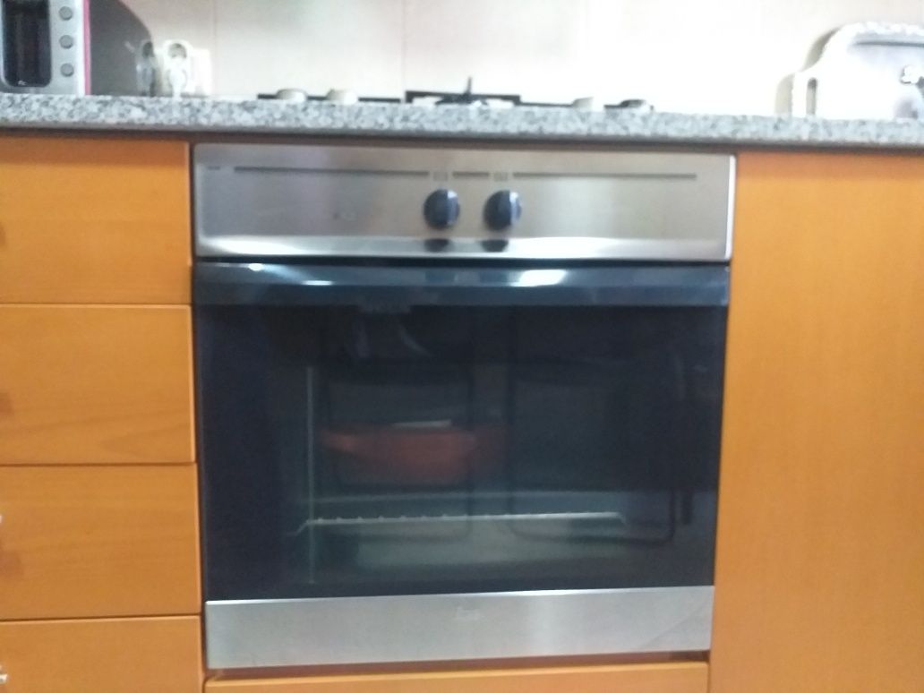 Forno, placa e exaustor