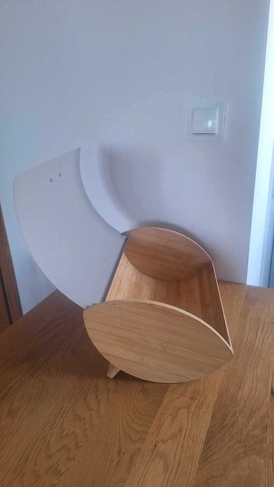 nowoczesny chlebak owalny drewniany Linia COSMIC