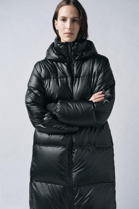 Новий пуховик Zara