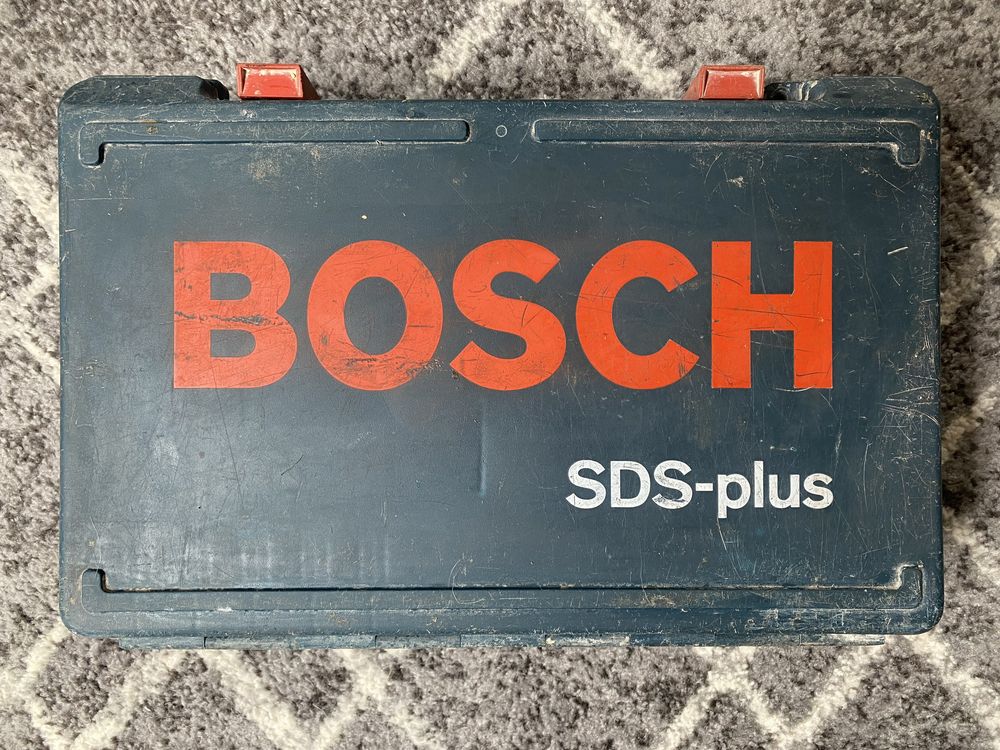 Продам перформтор bosch GBH 2-24.