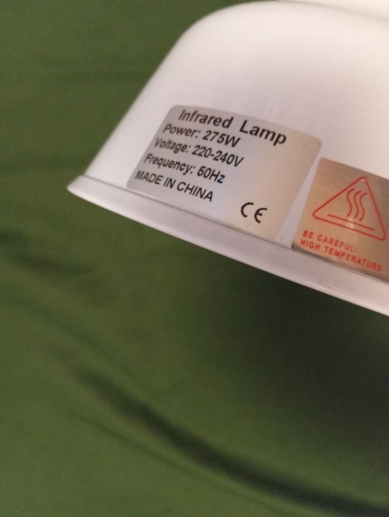 Lampa z wysięgnikiem infrared Lamp