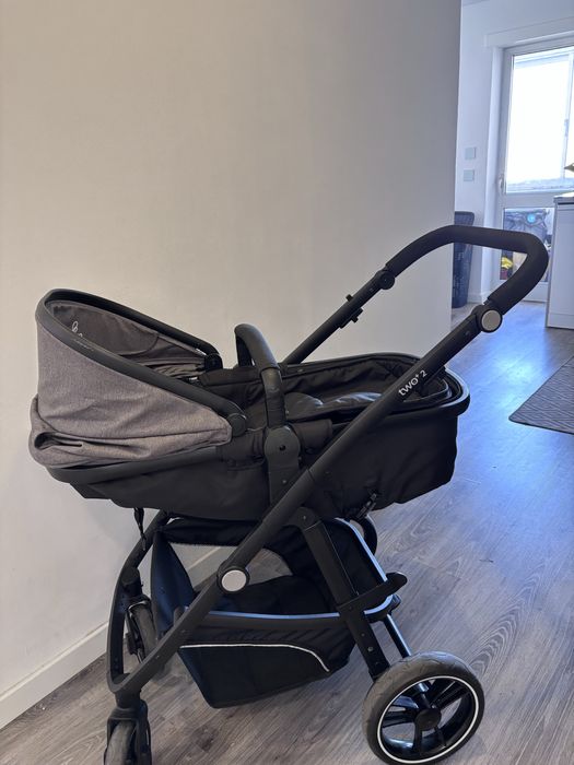 Carrinho de bebé 2 em 1