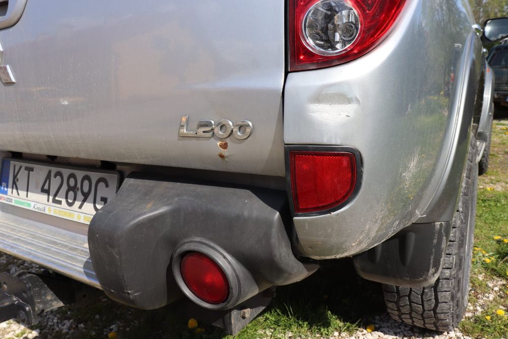 Mitsubishi L200 triton 2.5 did 178 koni pickup