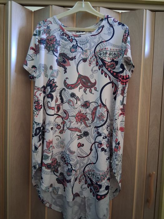 Tunika damska dluga.