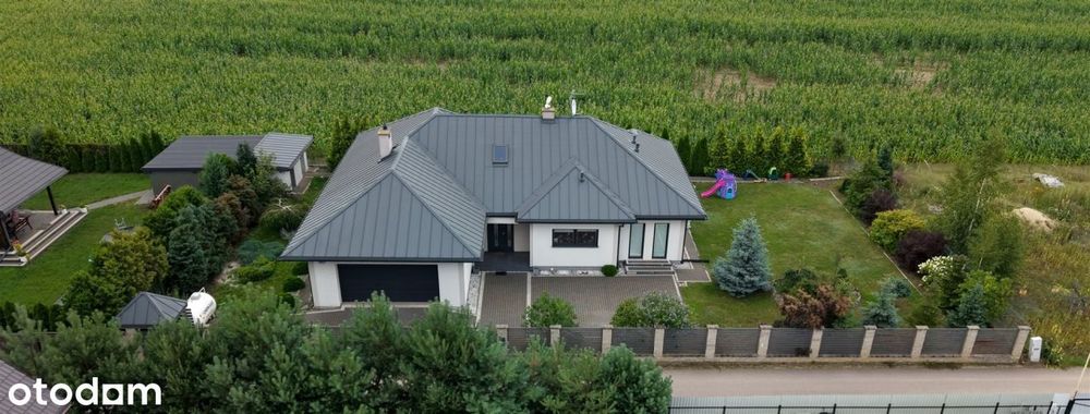Piękny parterowy dom blisko Warszawy.