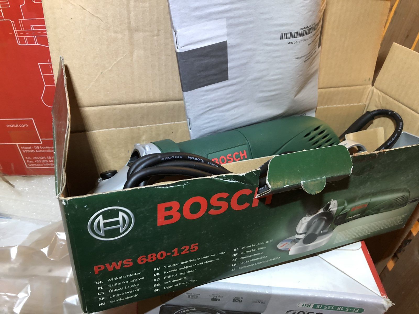 Продам болгарку Bosch PWS 680-125