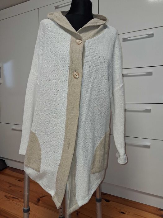 Lniana narzutka biala z kremowymi dodatkami rozm xxl